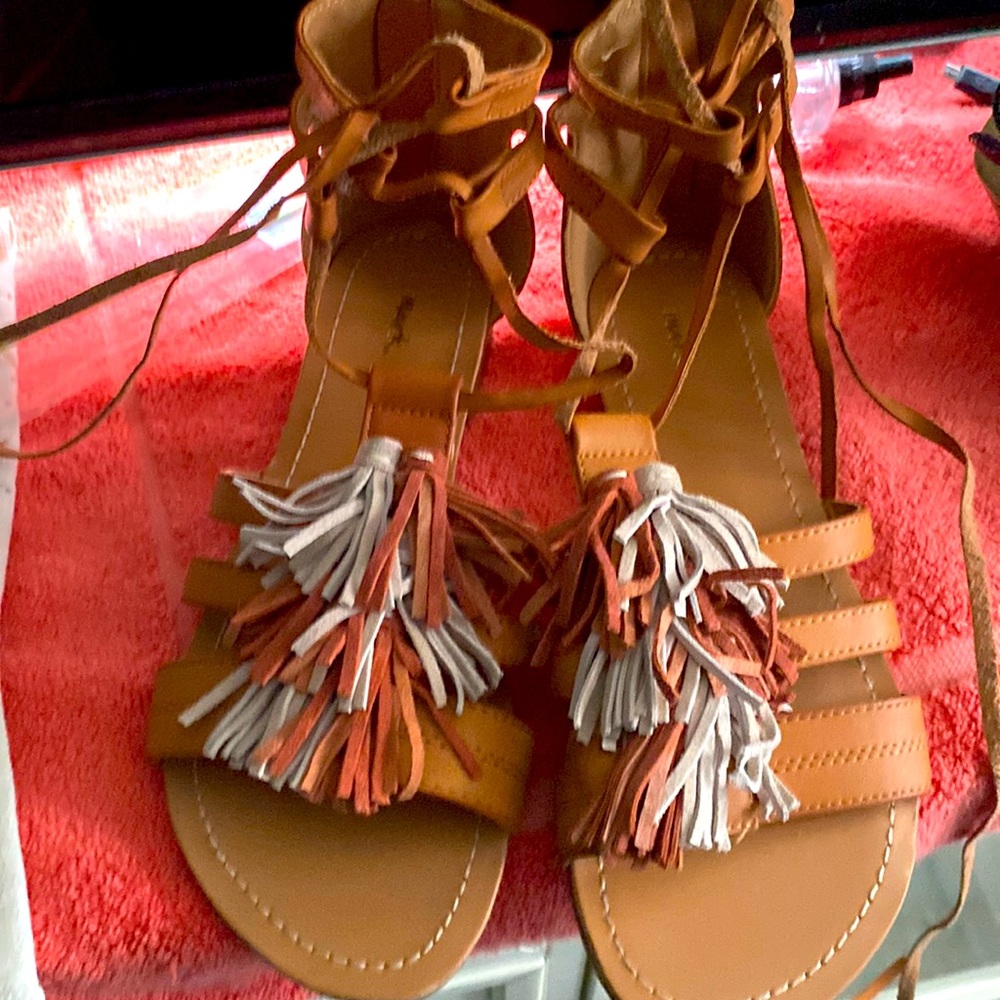 Mark by Avon gladiator sandals new size 7